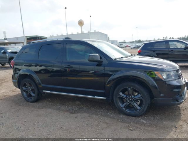 3C4PDCGG9KT717655 Dodge Journey Crossroad