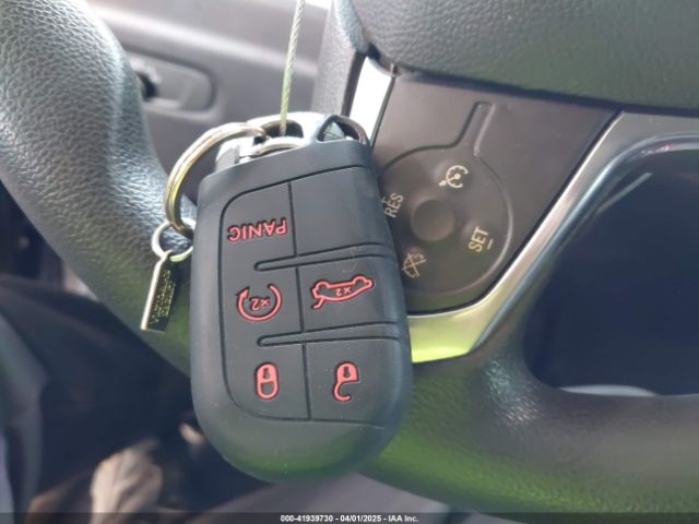 1GNERFKW1JJ105973 Chevrolet Traverse Ls