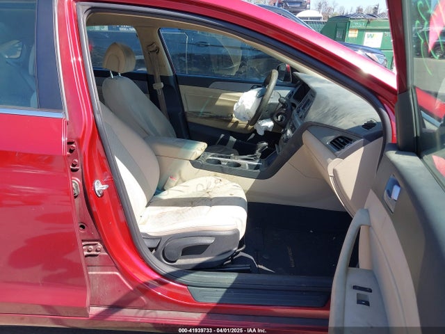 Hyundai SONATA SE 2015 5NPE24AF7FH211542 Image 5