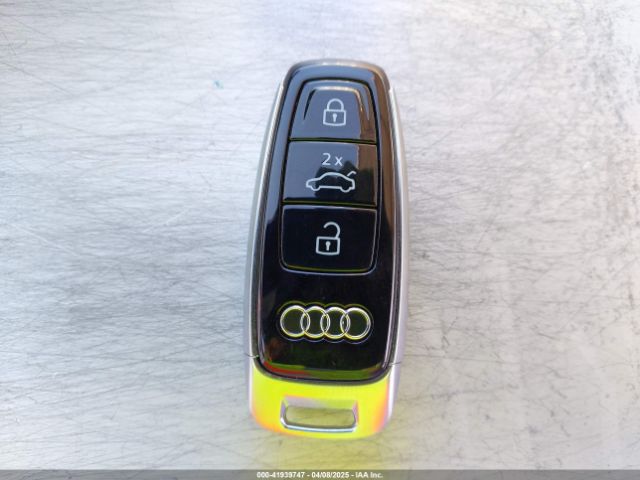 2023 AUDI E-TRON GT WAUFJBFW3P7002905 Photo 10