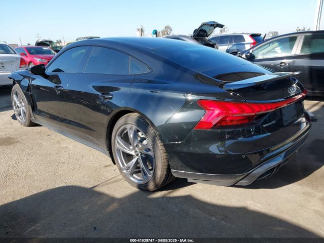 2023 AUDI E-TRON GT WAUFJBFW3P7002905 Photo 2
