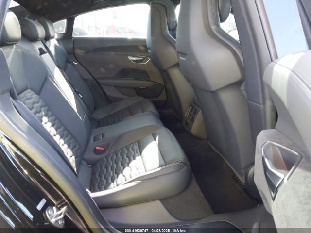 2023 AUDI E-TRON GT WAUFJBFW3P7002905 Photo 7