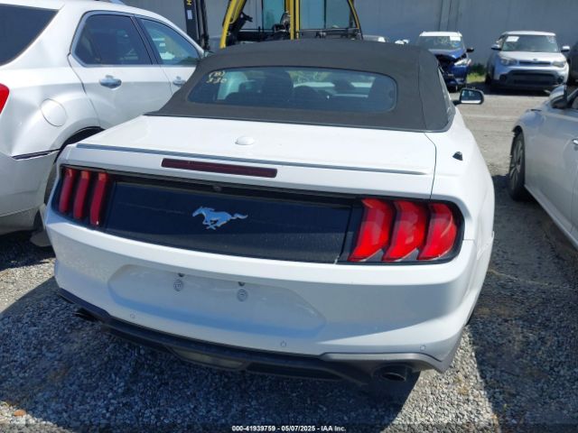 1FATP8UH3M5121160 Ford Mustang Ecoboost Premium