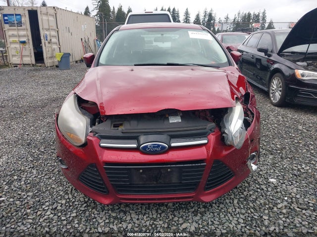 1FADP3N23EL399944 Ford Focus Titanium