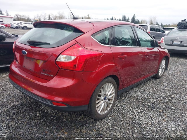 1FADP3N23EL399944 Ford Focus Titanium