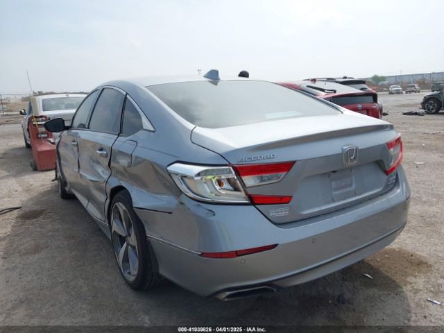 1HGCV2F92JA049925 Honda Accord Touring 2.0t