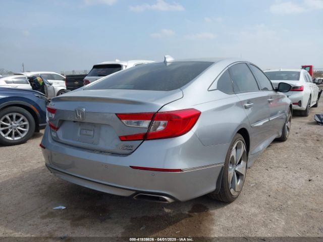 1HGCV2F92JA049925 Honda Accord Touring 2.0t