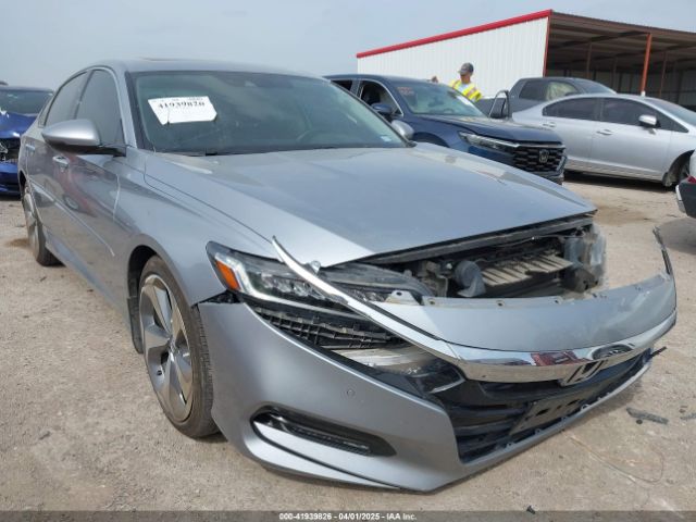 1HGCV2F92JA049925 Honda Accord Touring 2.0t