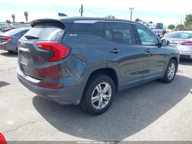 3GKALMEV3KL135653 GMC Terrain Sle