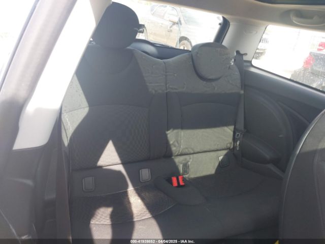 2008 MINI COOPER WMWMF33578TU68033 Photo 7