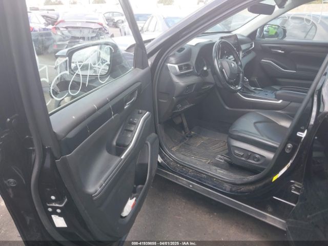 5TDGZRAH6MS039935 Toyota Highlander Xle
