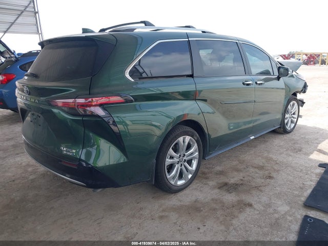 5TDERKEC3PS179779 Toyota Sienna Platinum