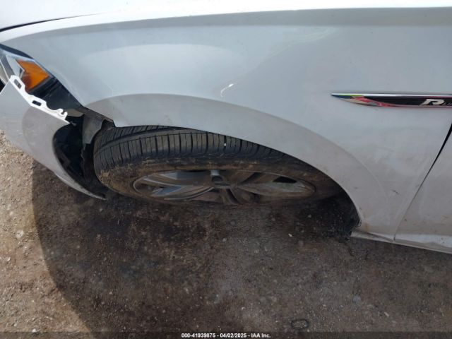 3VWC57BU1KM170551 Volkswagen 1.4 tsi