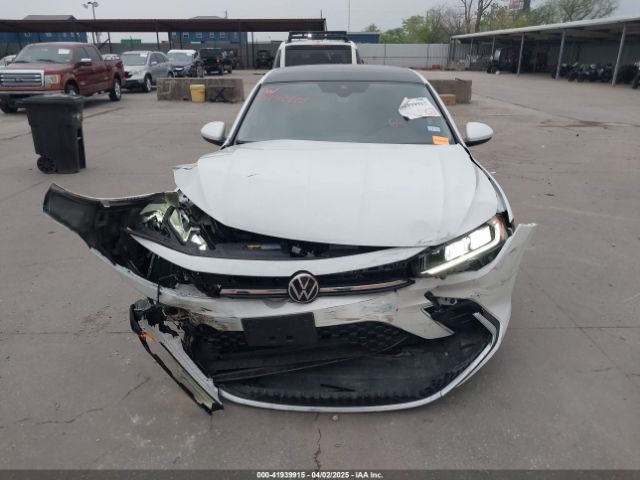 3VW7X7BU7SM015157 Volkswagen Jetta 1.5t Se