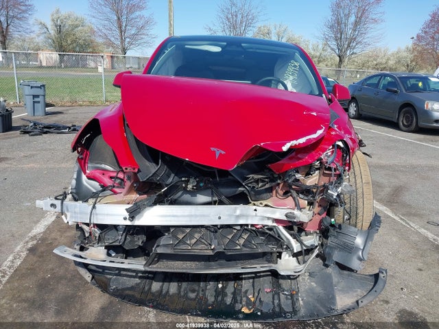 7SAYGDEE0PF664498 Tesla Model Y