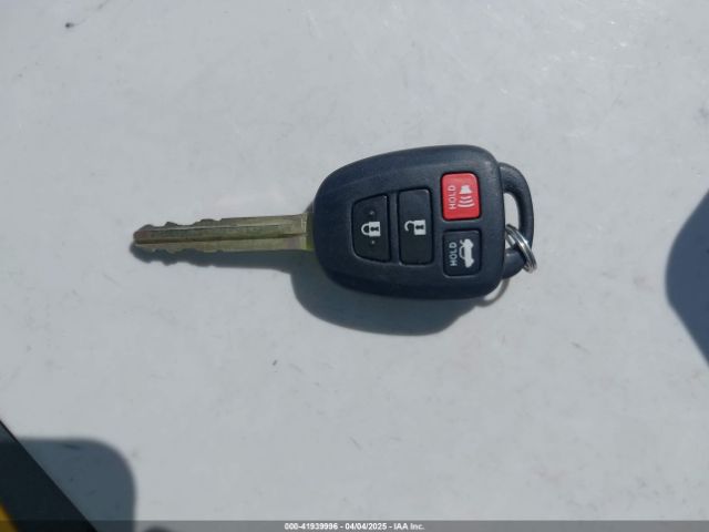 5YFBPRHEXHP675347 Toyota Corolla Le Eco