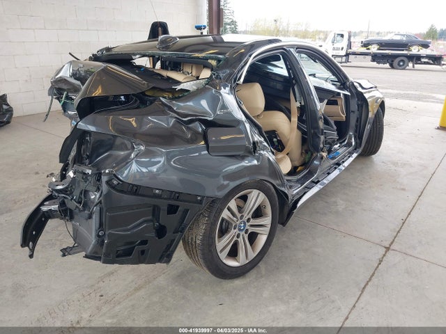 BMW 330e Iperformance 2017 WBA8E1C36HA156286 Image 4