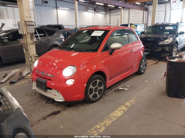 2018 FIAT 500E 3C3CFFGE4JT377259 Photo 1