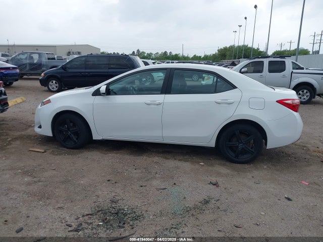 5YFBURHE1KP930676 Toyota COROLLA LE