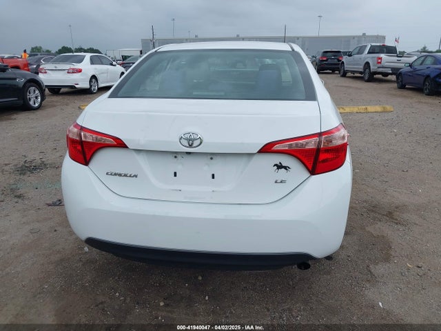 5YFBURHE1KP930676 Toyota COROLLA LE
