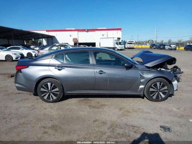 1N4BL4DV6NN403932 Nissan Altima Sv Fwd