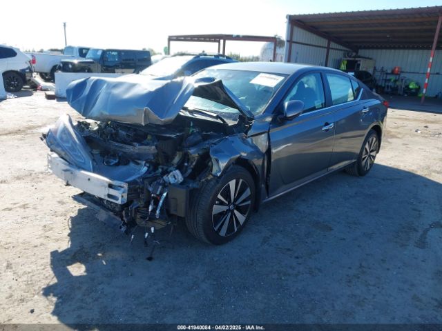 1N4BL4DV6NN403932 Nissan Altima Sv Fwd