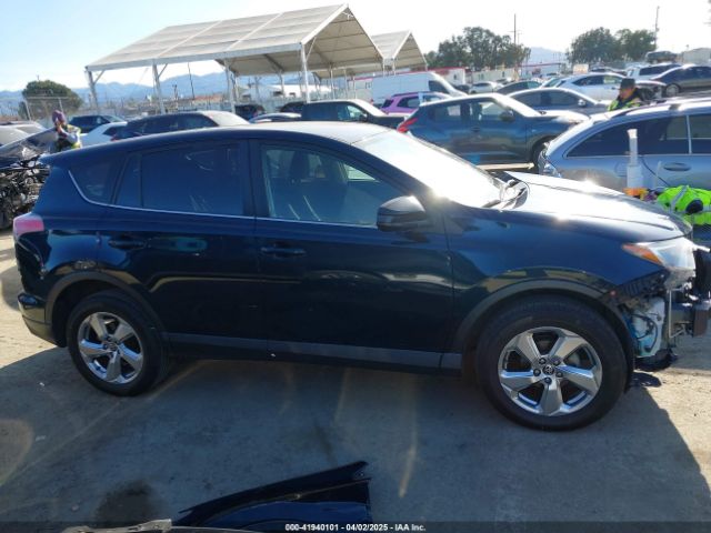 JTMZFREV1JJ183872 Toyota RAV4 LE