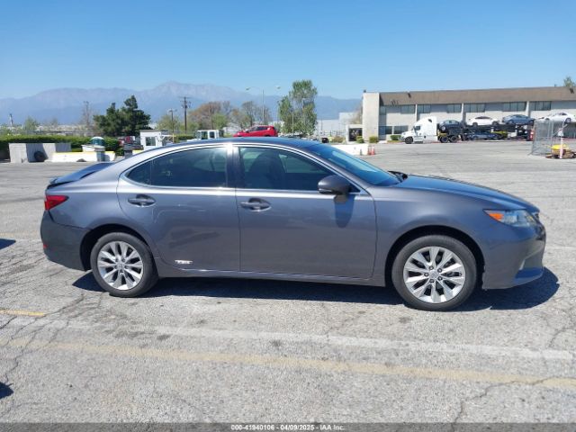 JTHBW1GG1E2048696 Lexus ES 300H
