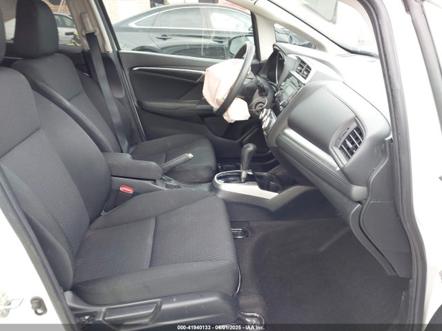 3HGGK5H48KM749627 Honda FIT LX