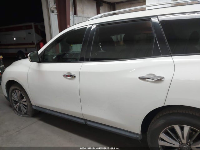 5N1DR2MN4KC597241 Nissan Pathfinder Sv