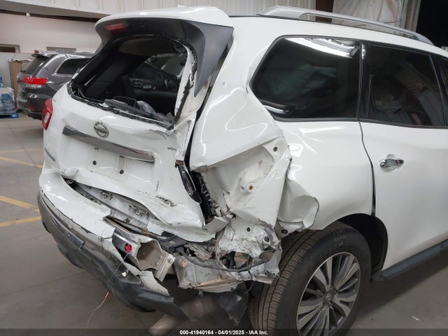 5N1DR2MN4KC597241 Nissan Pathfinder Sv