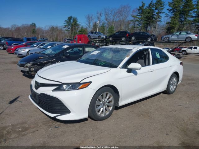4T1B11HK6JU015299 Toyota CAMRY LE