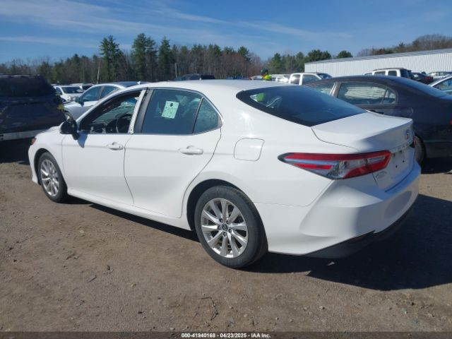 4T1B11HK6JU015299 Toyota CAMRY LE