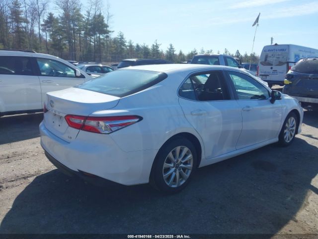 4T1B11HK6JU015299 Toyota CAMRY LE