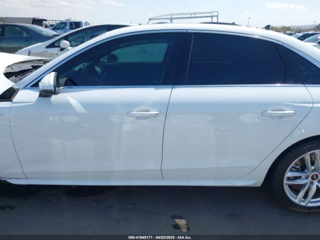 WAUEAAF45NN015068 Audi A4 Premium Plus 45 Tfsi S Line Quattro S Tronic