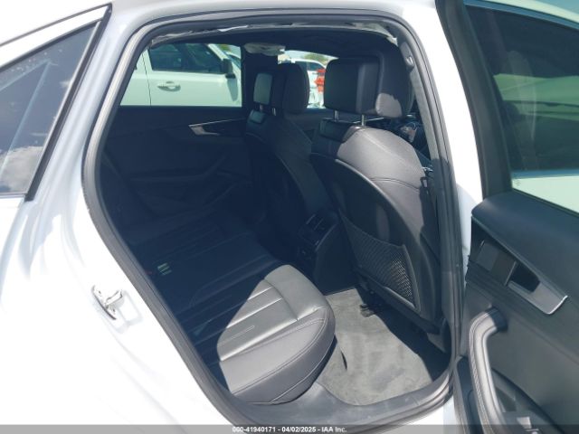 WAUEAAF45NN015068 Audi A4 Premium Plus 45 Tfsi S Line Quattro S Tronic