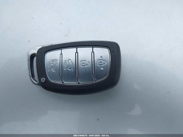 KM8J33A26HU362363 Hyundai Tucson Limited