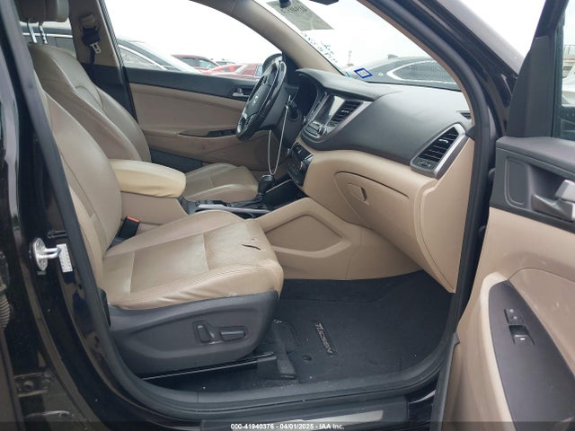 KM8J33A26HU362363 Hyundai Tucson Limited