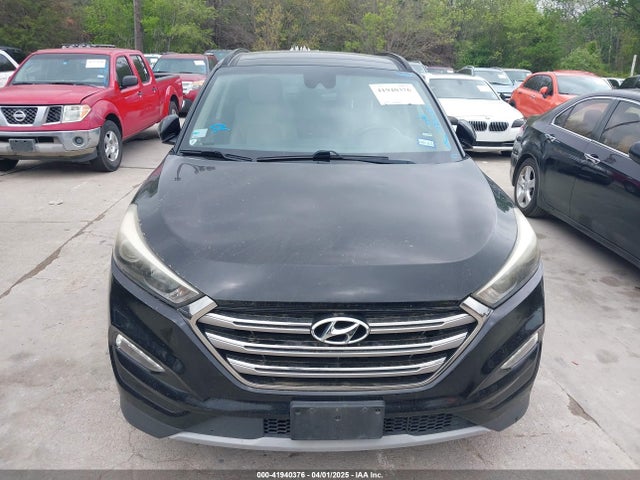 KM8J33A26HU362363 Hyundai Tucson Limited