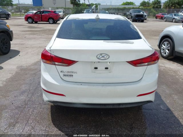 5NPD84LF8HH081989 Hyundai ELANTRA SE