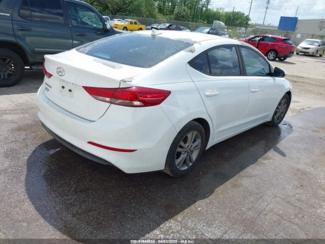 5NPD84LF8HH081989 Hyundai ELANTRA SE