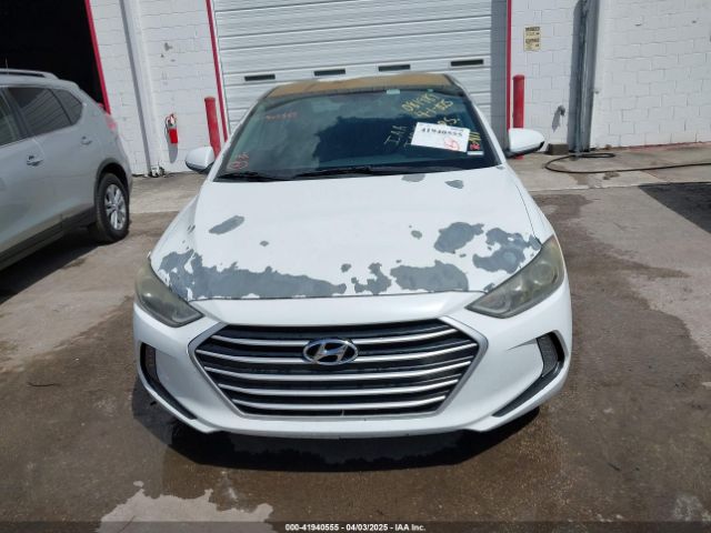 5NPD84LF8HH081989 Hyundai ELANTRA SE