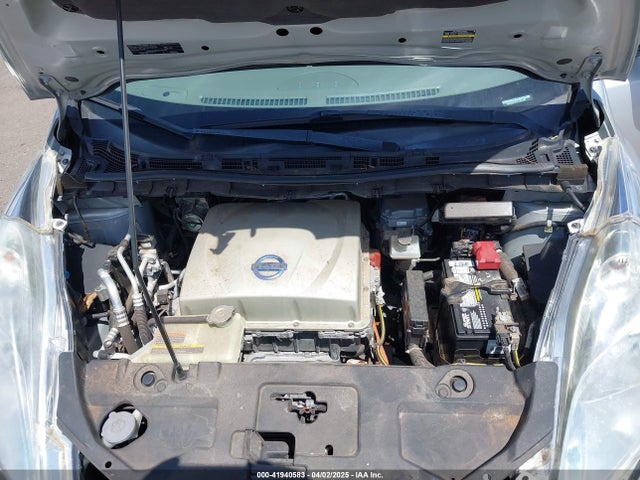 Nissan LEAF SV 2015 1N4AZ0CP5FC307440 Image 10