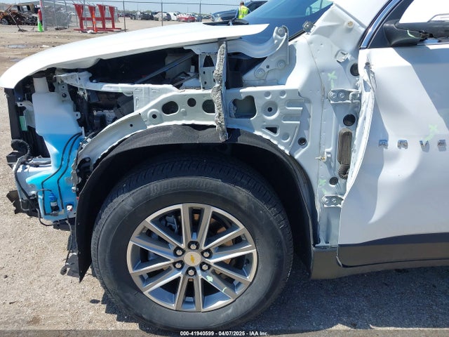 1GNEVGKWXPJ226057 Chevrolet Traverse Awd Lt Cloth