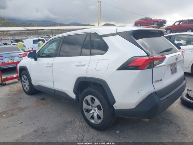 2T3K1RFV3NW187069 Toyota RAV4 LE