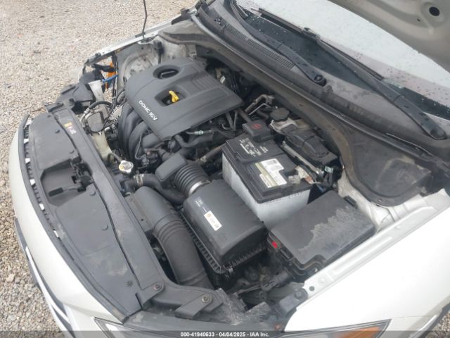 5NPD74LF7HH132658 Hyundai ELANTRA SE