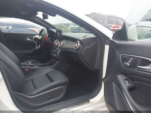 WDDSJ4EB8HN447834 Mercedes-Benz CLA 250