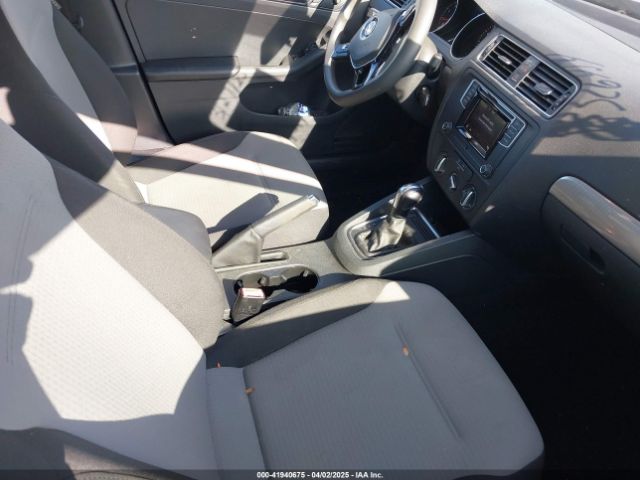 3VW2B7AJ0HM326454 Volkswagen Jetta 1.4t S
