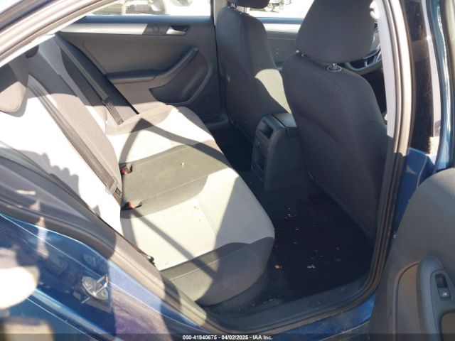 3VW2B7AJ0HM326454 Volkswagen Jetta 1.4t S