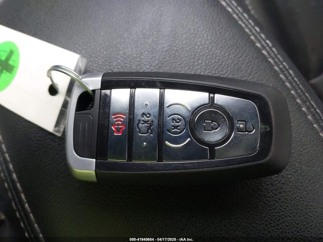 1FMCU9H9XNUA44852 Ford ESCAPE SEL